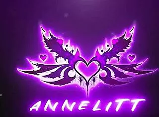 threesome surprise escalates to double anal stretching her wide open