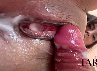 she rubs her huge curvy latina pussy outdoors squirting big clit lips everywhere