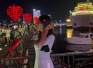 dated this gorgeous vietnamese babe and got cum-covered happy ending night 😍💦🍆