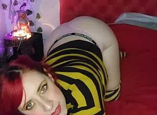 asi que veni a chupar y adorar mis pies pajero