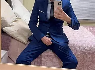 wanna see hot daddy's thick cock jizz explode in toilet?