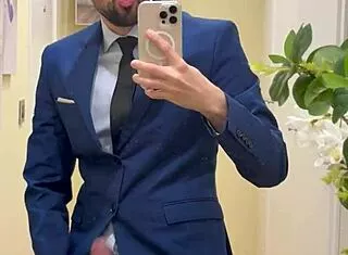 wanna see hot daddy's thick cock jizz explode in toilet?