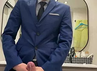 wanna see hot daddy's thick cock jizz explode in toilet?