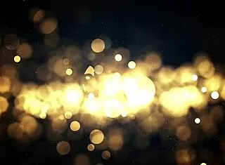 petite linda lan rides isiah's monster cock cumming hard deepthroat creampie 😍💦