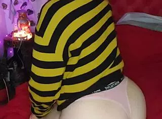 asi que veni a chupar y adorar mis pies pajero