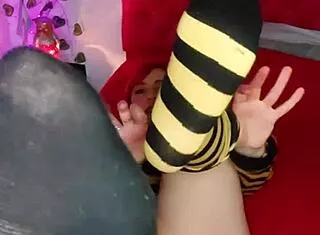 asi que veni a chupar y adorar mis pies pajero