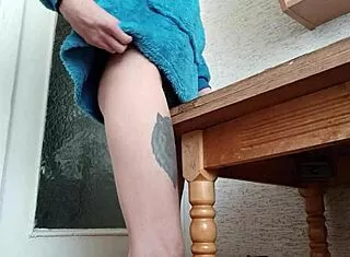 skinny brunette grinding pussy on kitchen table 😈🔥