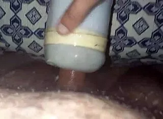 Moroccan arab wanks monster cock watching homemade pussy