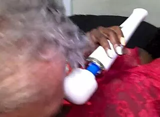 Flower bound tight as cougar pussy gets devoured dripping wet