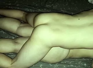 i blast juicy cumshot all over my stepmom's back