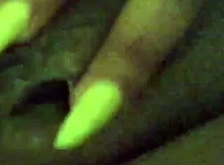 i'm squirting everywhere so wett and can't controll itt squirtingg nonstop...