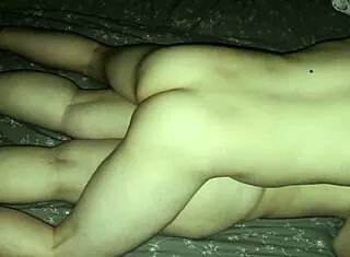 i blast juicy cumshot all over my stepmom's back