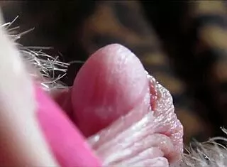 Watch her big clit pulse in homemade orgasm closeup 😍💦