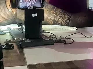 Pussy Machine Operator Milf Squirts Huge Loads