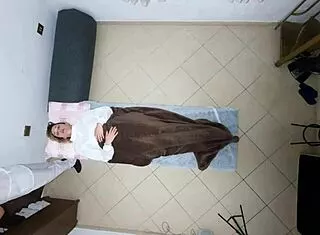 Doctor exploits patient's naivety with deep anal filling in hospital