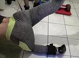 laura's sporty brunette ass and tits excite in lingerie 🔥🏃‍♀️