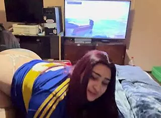 Girlfriend Bostera Joins Video Games For Hot Pussy Lick