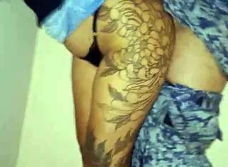 Girlfriend's Desperate Ass Bribe to Police