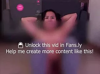 Sit Ups with Lush Vibrator in Both Holes Distracts Me