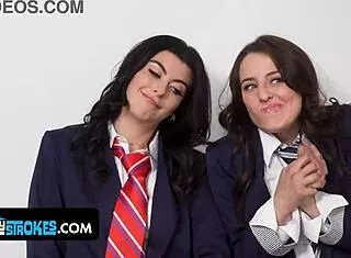 HOT STEP SISTERS GAL RITCHE FUCK STEP BROTHERS IN PARODY TRAILER!