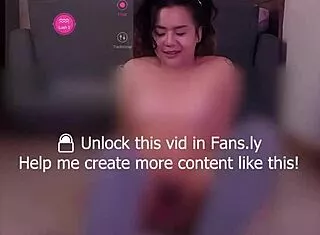 Sit Ups with Lush Vibrator in Both Holes Distracts Me