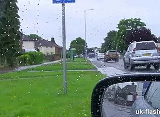 Lucia nails PUBLIC FINGERING challenges in her car