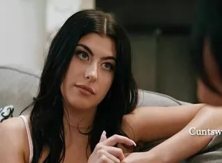 Stepdaughter tempts stepmom for years now let's scissor our wet cunts