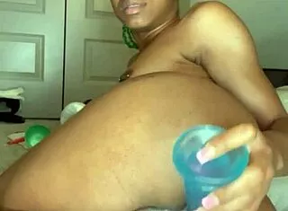 come tease my pretty ebony asshole with slow fingering play