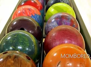 stepmom and stepdaughter free use threesome at bowling alley