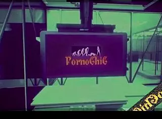 amateur foot fetish fun with pornochic from vends-ta-culotte... oops french feet lovers!!