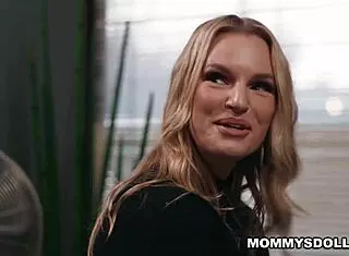 Rachael lets Lexi Demi free use continue