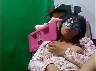 i finally found it 😍 stepsis starts homemade porn flashing big tits pussy