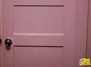 hotel bath lesbians brunette redhead lick pussies busy