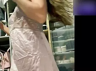 Chubby Indonesian housewife apem creampie in kitchen homemade first-time cuckold