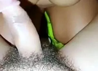 majikan malaysia: ngentot asistenku yang horny ini enak banget!