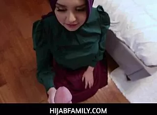Hijab Big Ass Leda Takes Virginity
