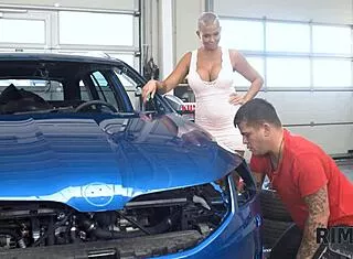 Chesty Stunner's Nice Anilingus Cheers Mechanic in Garage