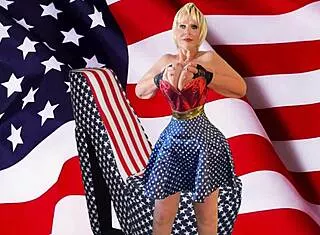 Granny America Fingers Pussy Then Fucked To Orgasm