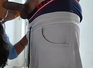 desi lady gags on huge lund till sas freezes in shock