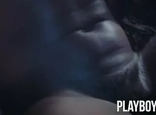 big booty black MILF ana foxxx strips suv tease