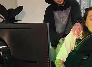 Sexy Stepsister Sabotages Trading Lessons