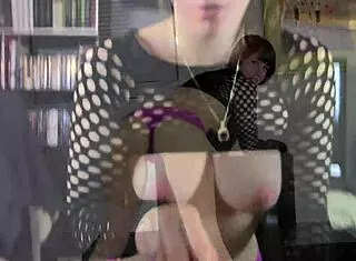 jealous stepdaughter blows stepdad swallows cum