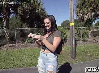 brunette shaves her hairless pussy for a steamy holiday blowjob session