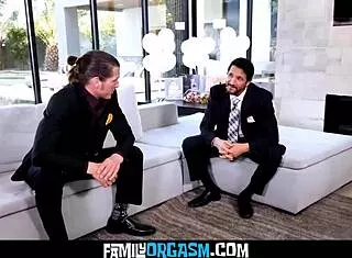 Virgin daughters hazel moore jazmin luv deflowered by tommy gunn chris johnson before wedding