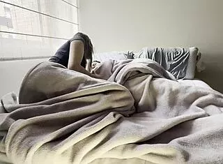 Best friends pillow hump turns to wet pussy licking orgasms