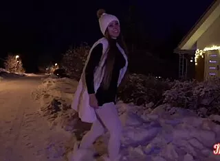 Sublime Small Waist Scandinavian Milf Kinuski Craves Anal Sex