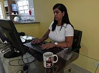 Nicoly Mattos Surrenders Ass After Boss Cock Suck
