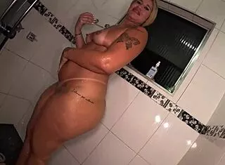 Baianas Rabudas Shower Party Bathroom Spread Big Ass First Time