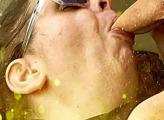 wanna see me deep throat this sensual 8-inch uncut cock till cum?