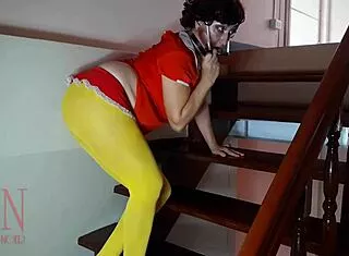 Velma Investigates Crime Clues in Scooby-Doo Mystery